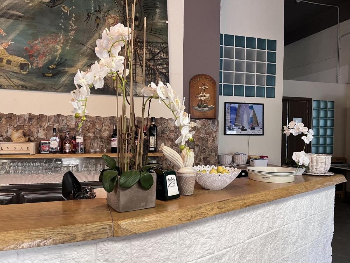 伊登酒店 德瓦玛丽娜 外观 照片